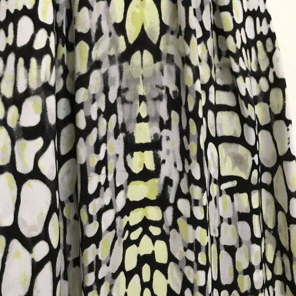 Worthington Black, Gray, And Yellow Printed Tank Top - Size Small - Lightweight - Picture 2 of 6